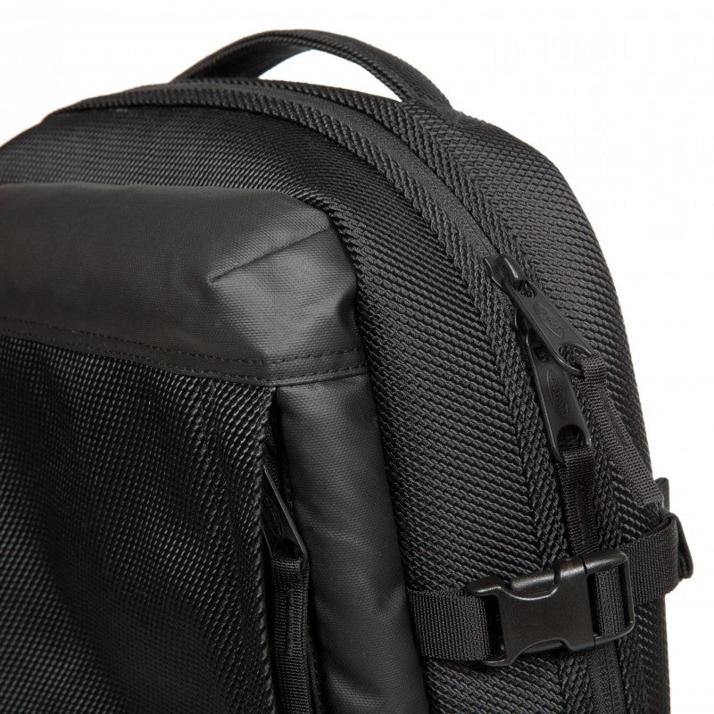 ZAINO PORTAPC MULTITASCHE EASTPAK CONNECT TECUM M CNNCT COAT 91D 80W